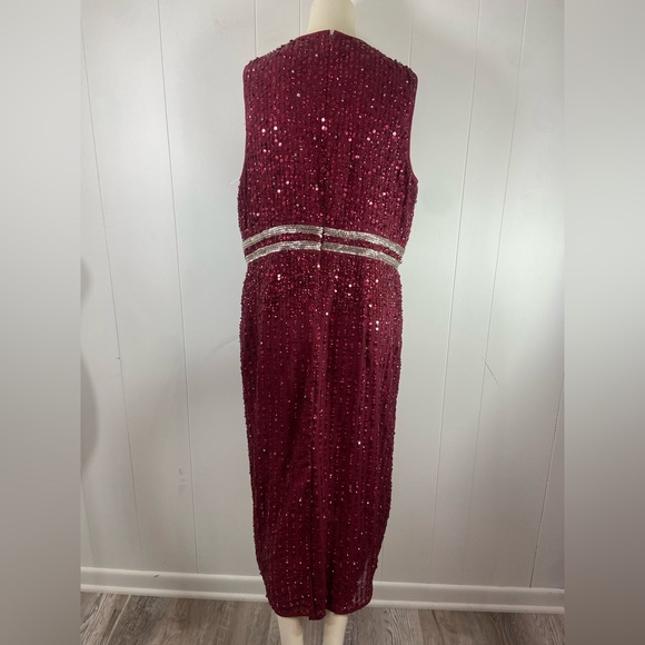 Mac Duggal Sequined Sleeveless Midi Sheath Dress - Picture 4 of 7